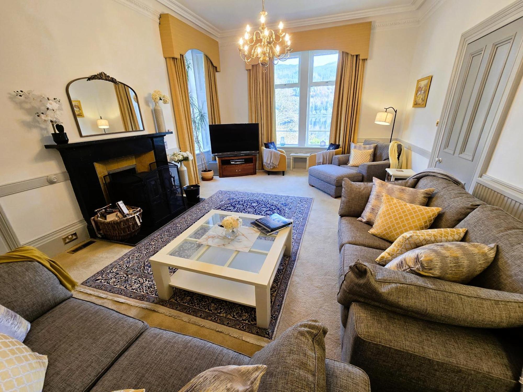 Lochwood Guest House ล็อคกอยล์เฮด ภายนอก รูปภาพ