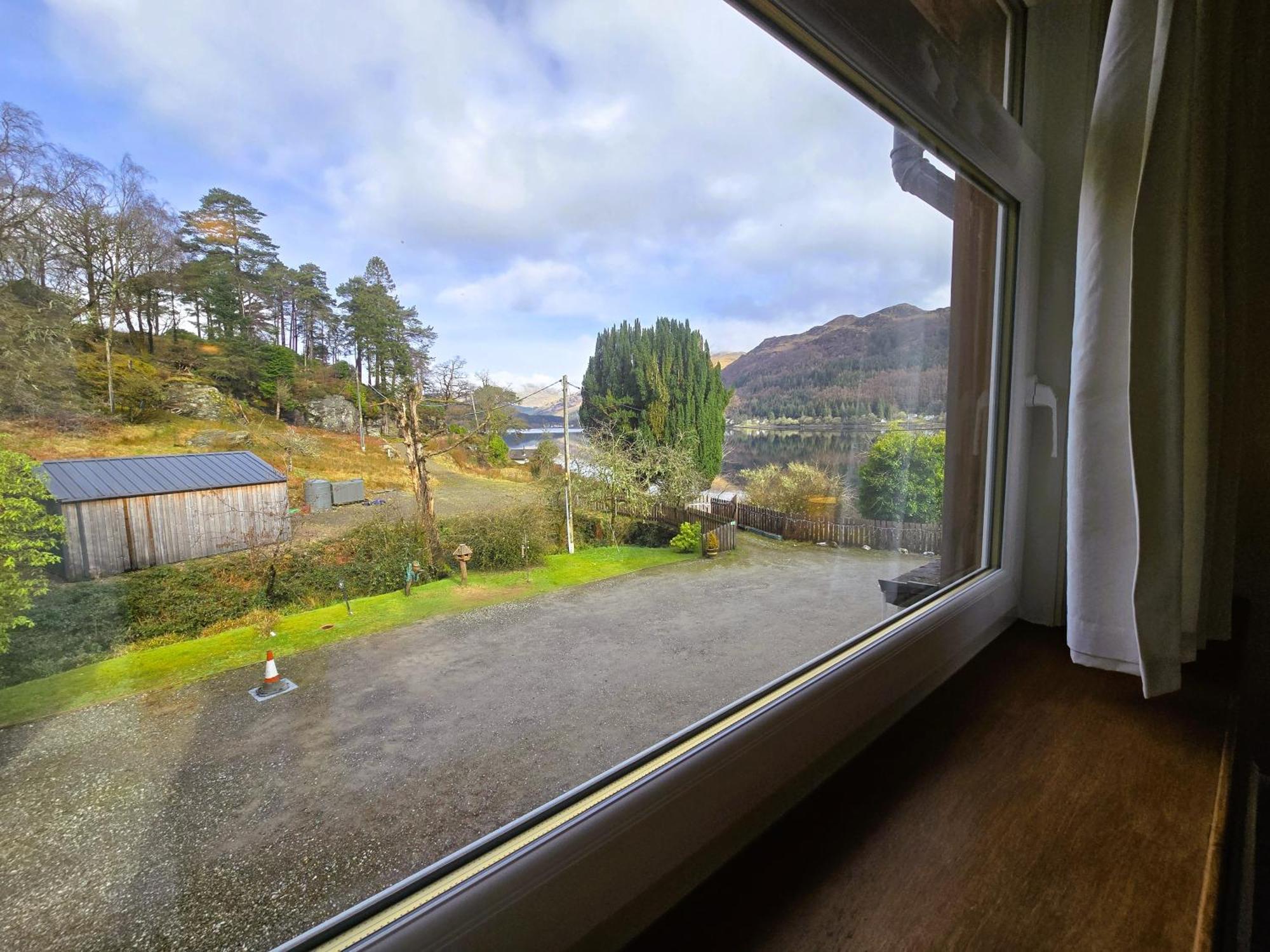 Lochwood Guest House ล็อคกอยล์เฮด ภายนอก รูปภาพ