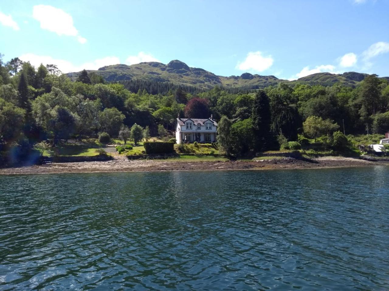 Lochwood Guest House ล็อคกอยล์เฮด ภายนอก รูปภาพ